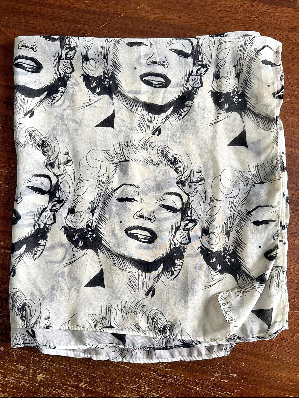 Marilyn Monroe Silk Scarf Black White Face Print Approx 27x59 Women’s Fashion